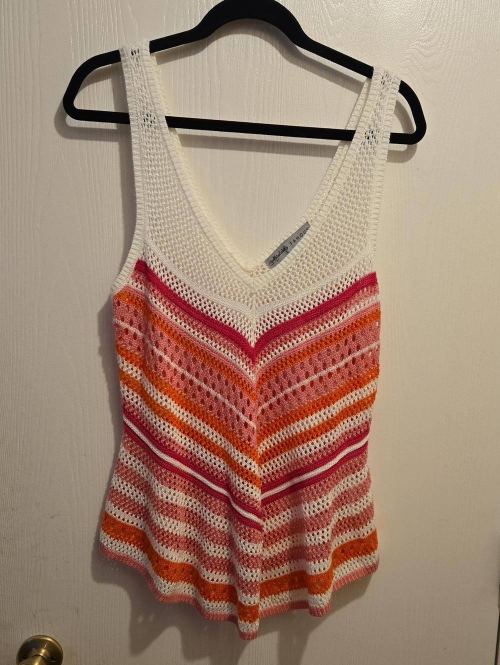 Absolutely Famous Crochet V-Neck Tank Top in White, Pink & Orange. L27